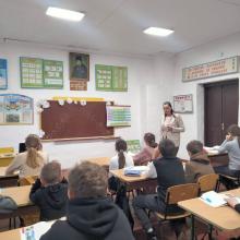 Сьогодні 23.02.2022 у Бериславському опорному навчальному з18 грудня був проведений відкритий урок з хімії у 7 класі. Тема уроку: «Масова частка елемента в складній речовині». Вчитель: Молчанович Л.В.