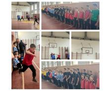 27 листопада наші учні взяли активну участь у спортивному заході «Масовий футбол», який об’єднав дітей навколо гри, командного духу та щирих емоцій. Це був день, сповнений руху, енергії та справжнього спортивного драйву.  Юні футболісти із захопленням демонстрували свої навички, навчалися працювати разом і підтримувати одне одного на полі. Захід став чудовою можливістю зміцнити здоров’я, розвинути витривалість і подарував дітям багато радості та нових вражень.